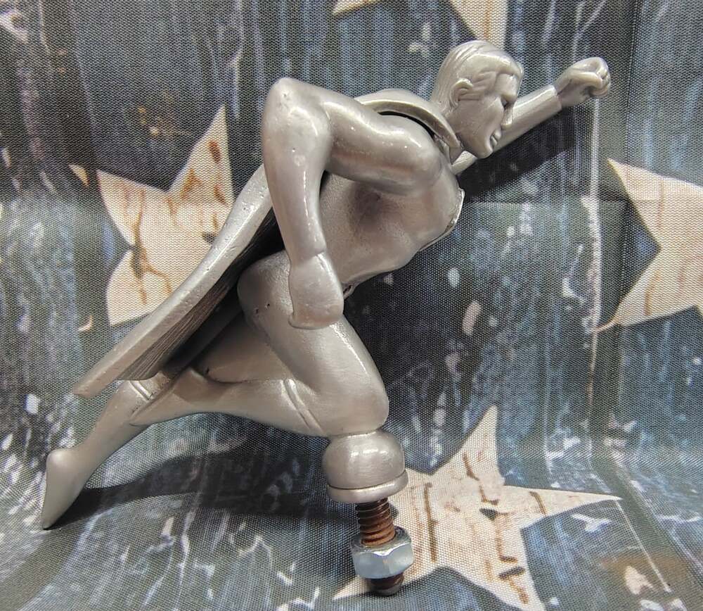 flying superman, kryptonite,clark kent, DC comics hotrod car hood ornament